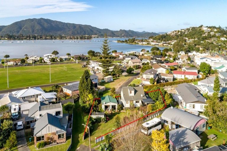 Photo of property in 25 Kauri Place, Tairua, 3508