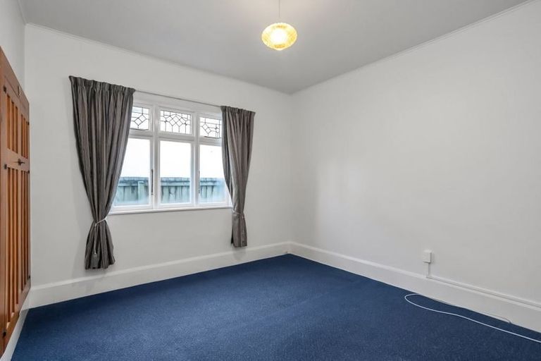 Photo of property in 9 Dampier Street, Woolston, Christchurch, 8023