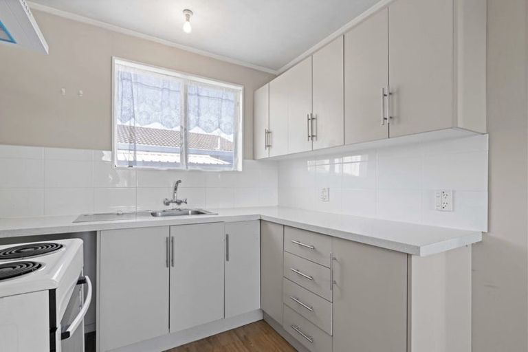 Photo of property in 4/1 Rebecca Rise, Weymouth, Auckland, 2103