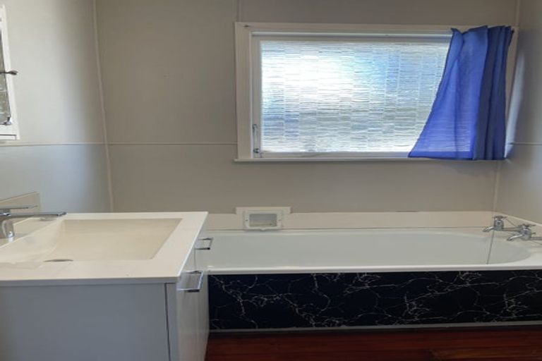 Photo of property in 24 Marshall Street, Fairfield, Hamilton, 3214