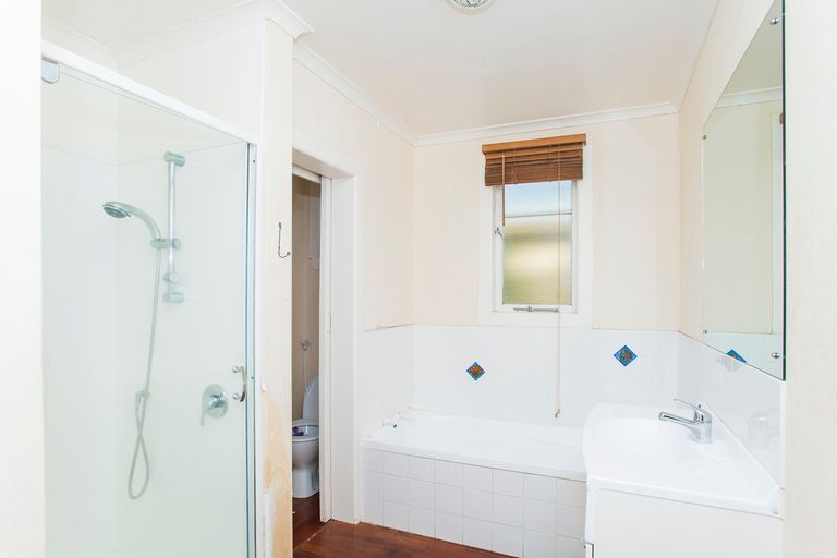 Photo of property in 11 Walsh Street, Mangapapa, Gisborne, 4010