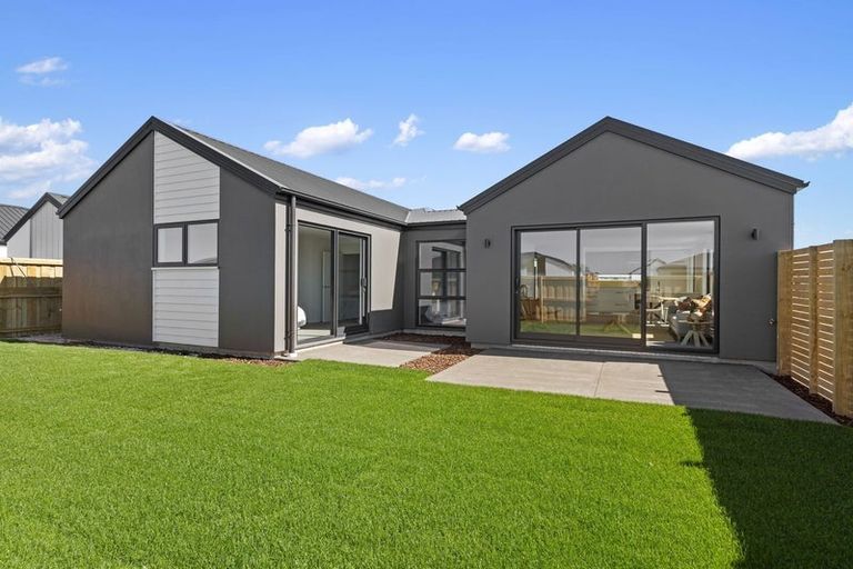 Photo of property in 28 Kite Street, Rolleston, 7614