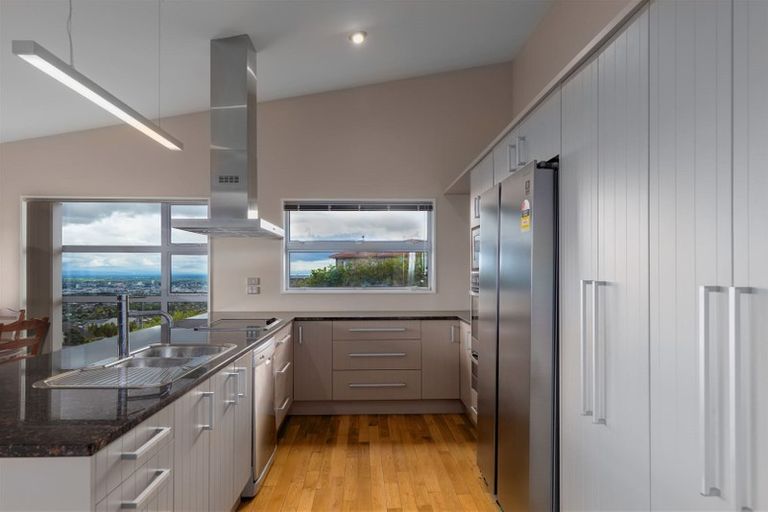 Photo of property in 65 Longhurst Terrace, Cashmere, Christchurch, 8022