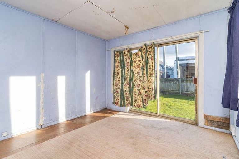 Photo of property in 19 Melbourne Street, South Dunedin, Dunedin, 9012