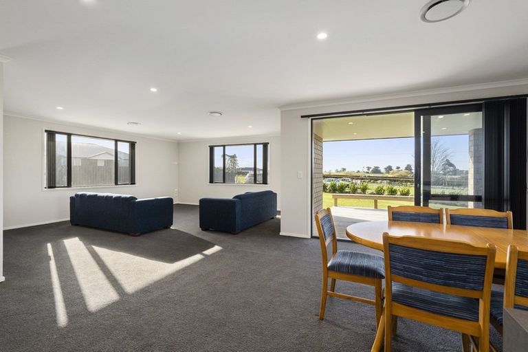 Photo of property in 235 Pembroke Road, Pembroke, Stratford, 4391