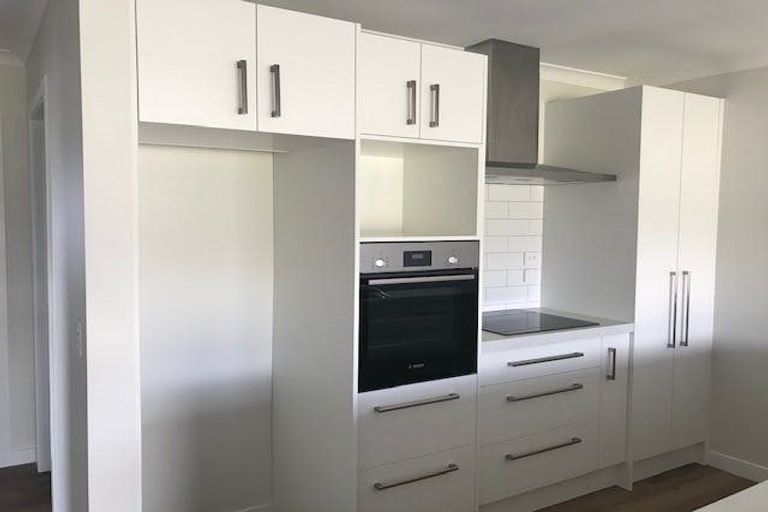 Photo of property in 9 Pukatea Lane, Kinloch, Taupo, 3377