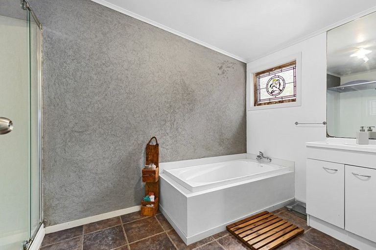 Photo of property in 16 Whitaker Street, Te Aroha, 3320