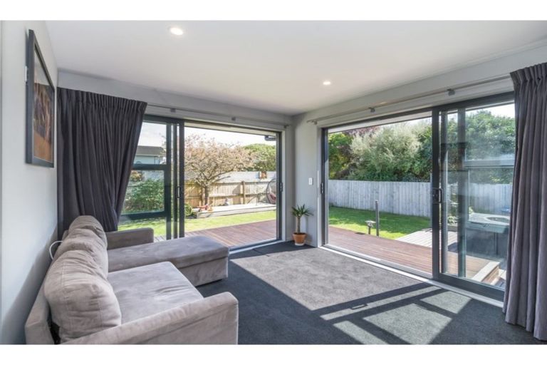 Photo of property in 68 Orrick Crescent, Avondale, Christchurch, 8061