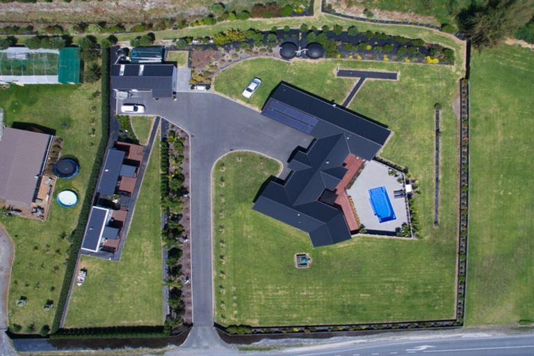 Photo of property in 1662 State Highway 2, Pongakawa, Te Puke, 3186