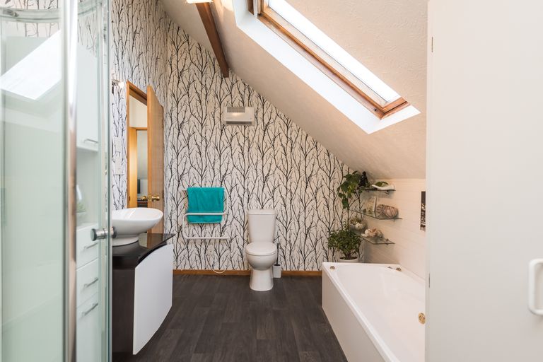 Photo of property in 1a Dulles Place, Papanui, Christchurch, 8053