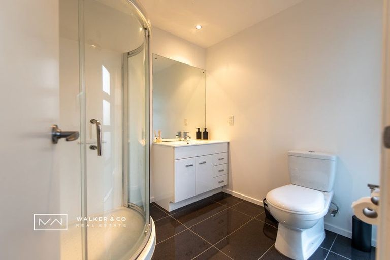 Photo of property in 20 Cosgrove Rise, Riverstone Terraces, Upper Hutt, 5018