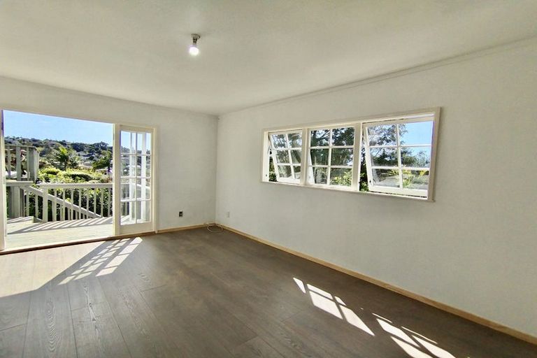Photo of property in 17 Stapleford Crescent, Browns Bay, Auckland, 0630