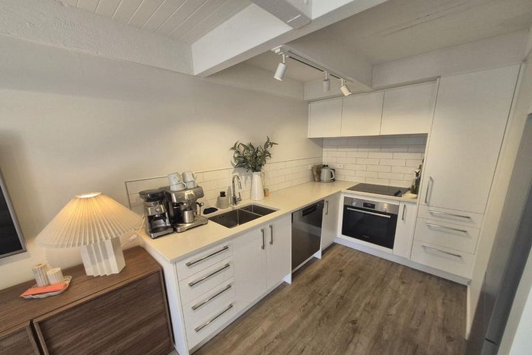 Photo of property in 1/99a Mandeville Street, Riccarton, Christchurch, 8011