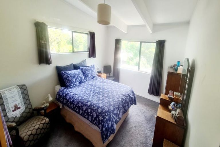 Photo of property in 30 Margaret Road, Raumati Beach, Paraparaumu, 5032