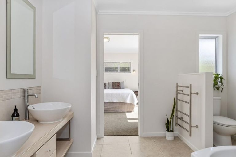 Photo of property in 25 Brinkley Road, Otumoetai, Tauranga, 3110