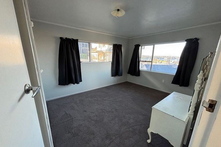 Photo of property in 1/132 London Street, Dunedin Central, Dunedin, 9016