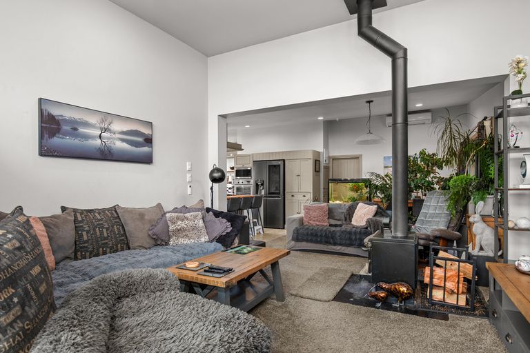 Photo of property in 30 Kerry Street, Alexandra, 9320