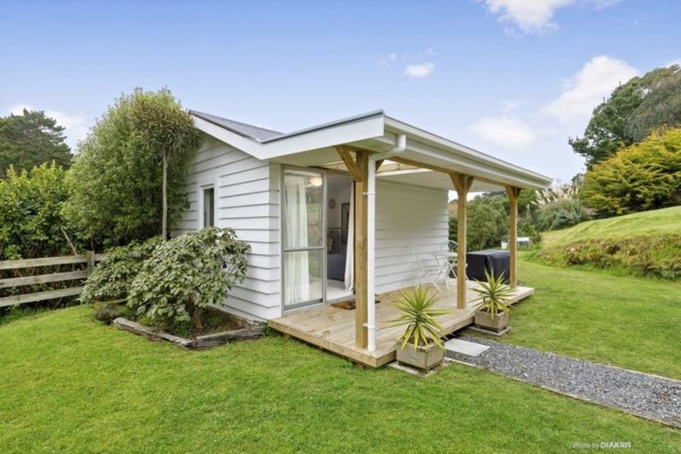 Photo of property in 435 Makara Road, Makara, Karori, 6972