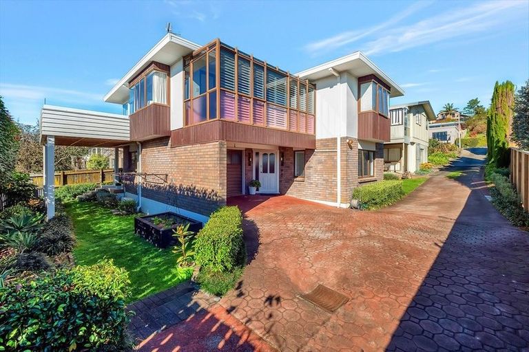 Photo of property in 20a Seaview Road, Otumoetai, Tauranga, 3110