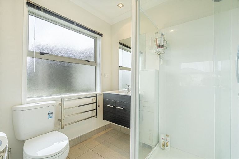 Photo of property in 87 Maylee Crescent, Gulf Harbour, Whangaparaoa, 0930