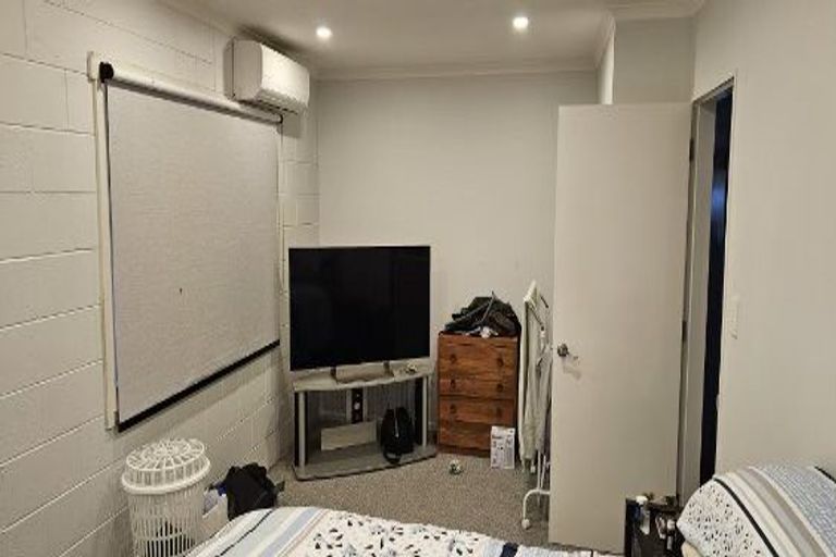 Photo of property in 44a Jackson Terrace, Ranui, Porirua, 5024