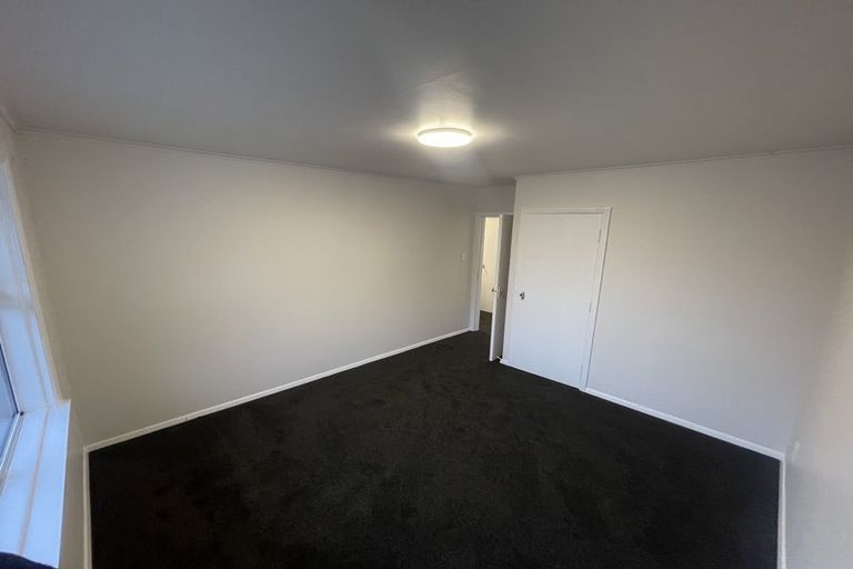 Photo of property in 44 Redwood Avenue, Tawa, Wellington, 5028