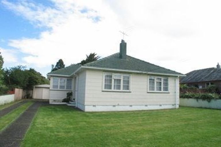 Photo of property in 26 Alamein Road, Panmure, Auckland, 1072