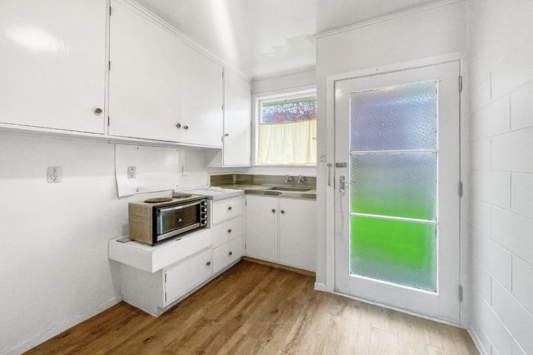 Photo of property in 29a Farmer Crescent, Taita, Lower Hutt, 5011