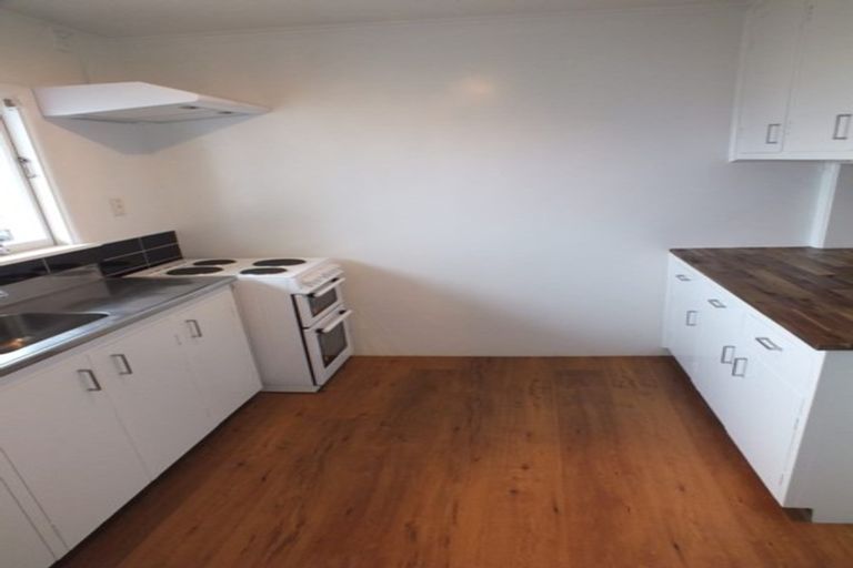 Photo of property in 2/65 Lincoln Road, Hillmorton, Christchurch, 8024