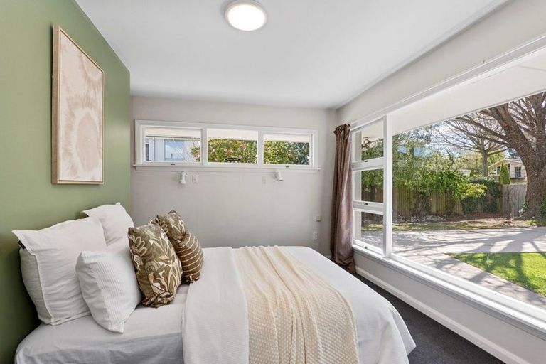Photo of property in 223 Memorial Avenue, Burnside, Christchurch, 8053