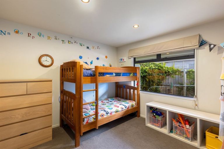 Photo of property in 4 Cordelia Lane, Heathcote Valley, Christchurch, 8022