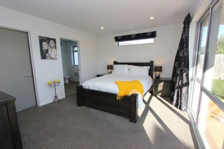 Photo of property in 243 Rolleston Drive, Rolleston, 7614