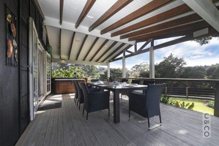 Photo of property in 202 Rapson Road, Kaukapakapa, 0871