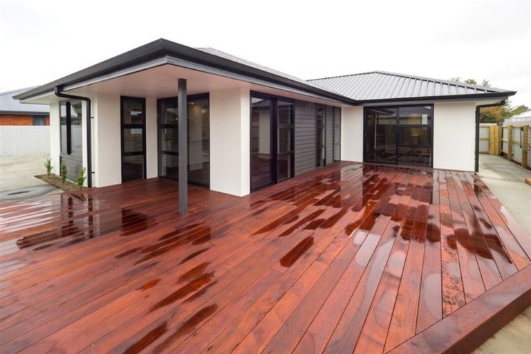 Photo of property in 93a Mcmurdo Street, Tinwald, Ashburton, 7700