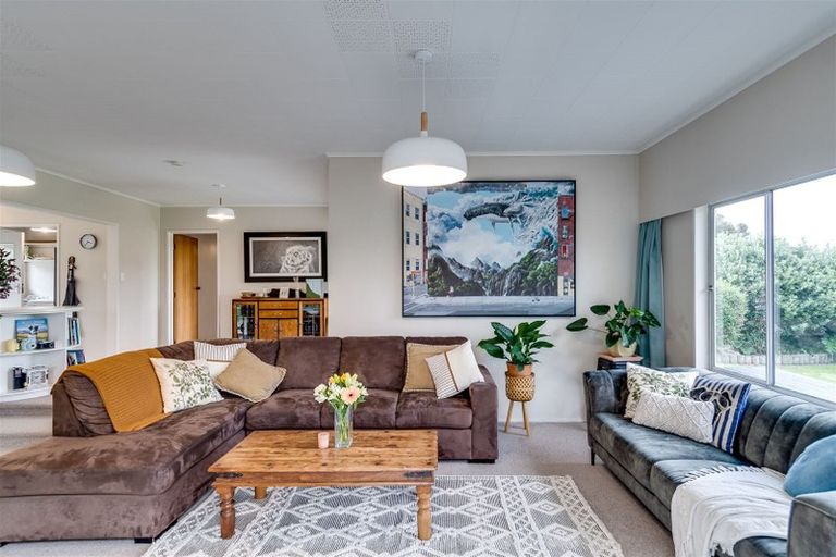 Photo of property in 2 O'connell Road, Bay View, Napier, 4104