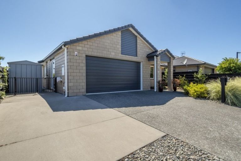 Photo of property in 8 Vista Close, Omokoroa, 3114