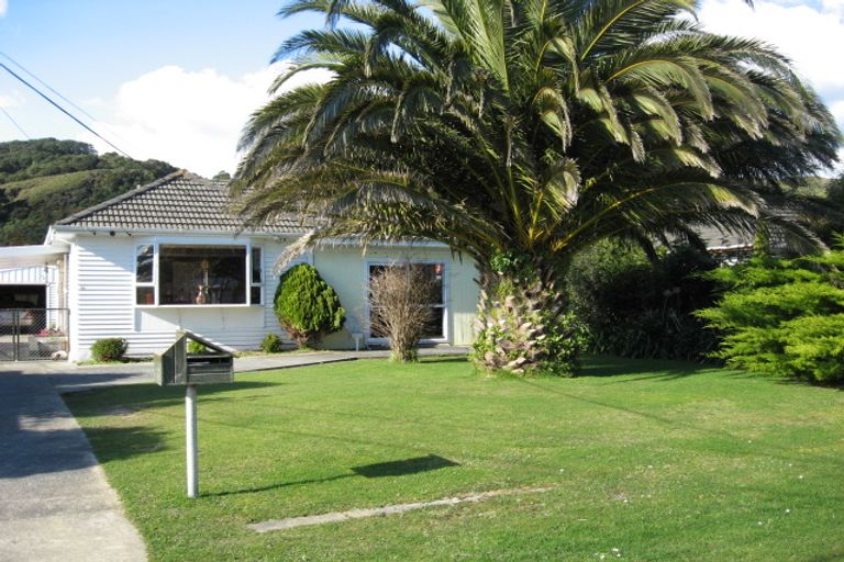 Photo of property in 48 Moohan Street, Wainuiomata, Lower Hutt, 5014