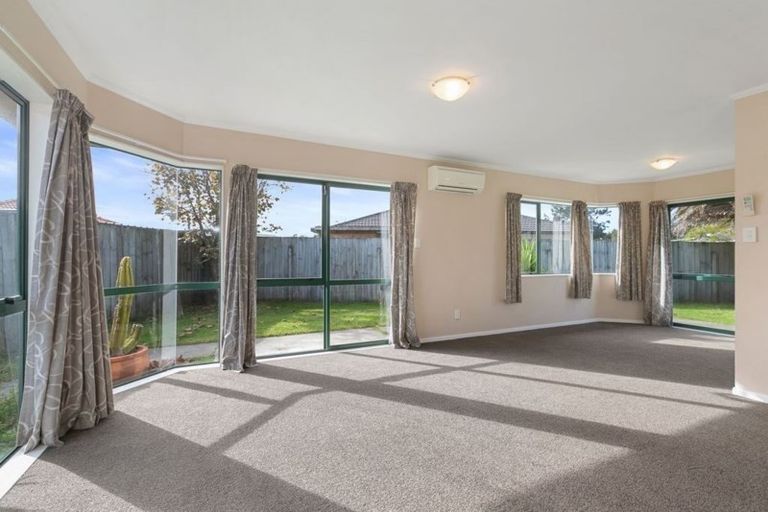 Photo of property in 15 Romana Crescent, Papamoa Beach, Papamoa, 3118