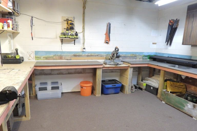 Photo of property in 15 Leven Street, South Hill, Oamaru, 9400