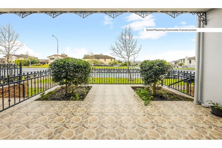 Photo of property in 4/126 Stancombe Road, Flat Bush, Auckland, 2016