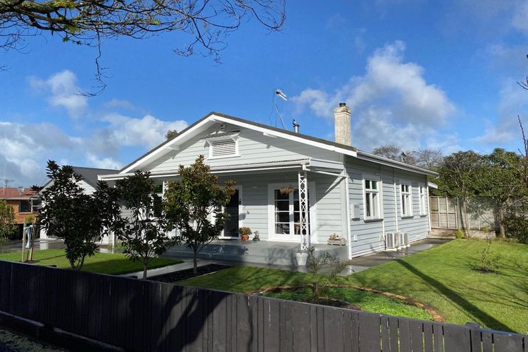 Photo of property in 16 Argyle Street, Hamilton East, Hamilton, 3216