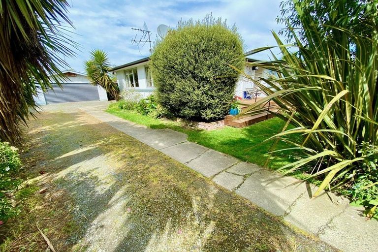 Photo of property in 12 Railway Road, Dunsandel, 7682