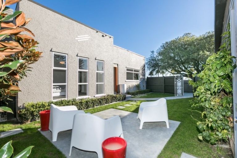 Photo of property in 1 Te Awa Avenue, Te Awa, Napier, 4110