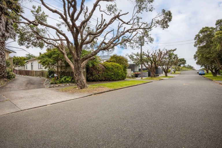 Photo of property in 10 Richmond Street, Fitzroy, New Plymouth, 4312