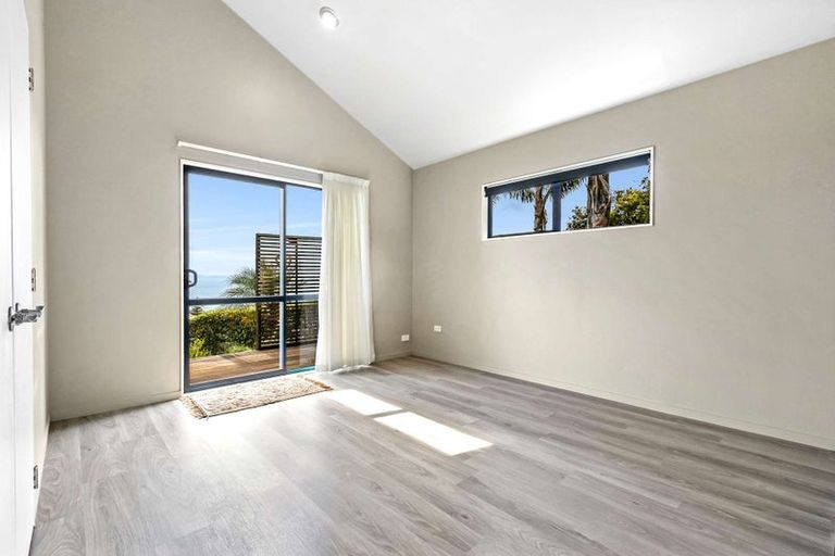 Photo of property in 9 Dudley Crescent, Cable Bay, 0420