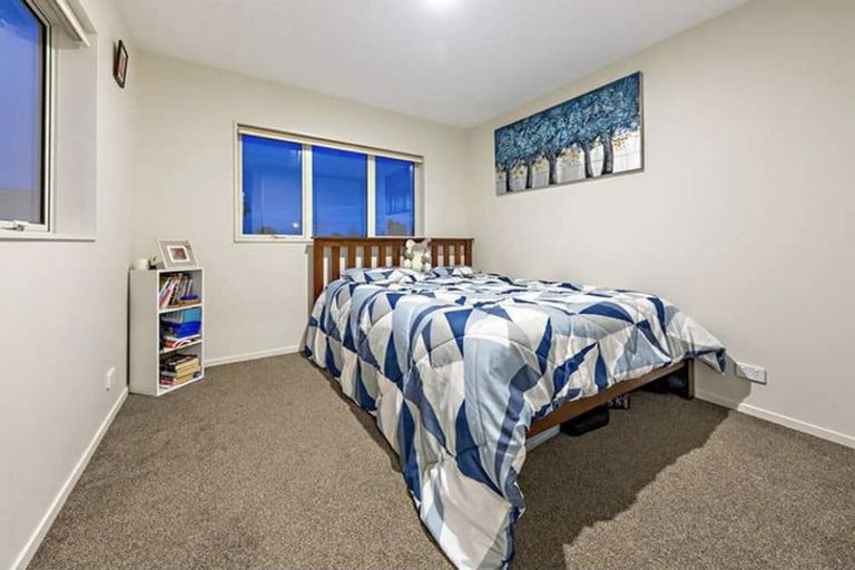 Photo of property in 13 Divide Loop, Takanini, 2112