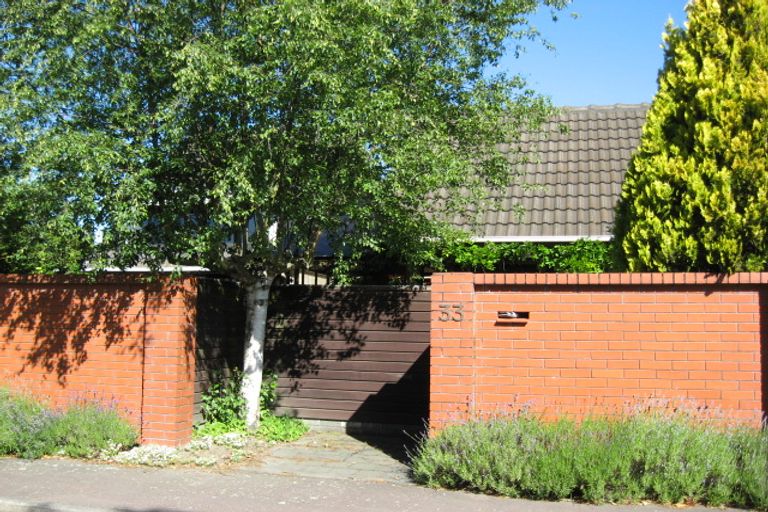 Photo of property in 33 Lavandula Crescent, Burnside, Christchurch, 8042