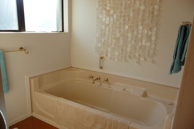 Photo of property in 2/9 Calliope Road, Devonport, Auckland, 0624