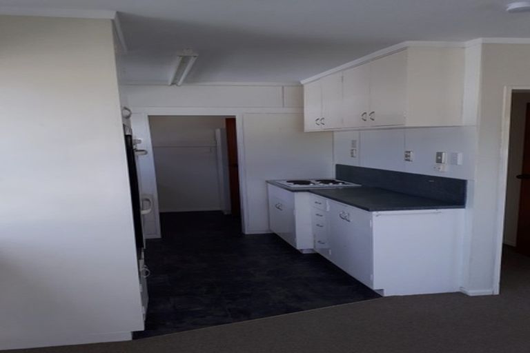Photo of property in 2 Rajkot Terrace, Broadmeadows, Wellington, 6035