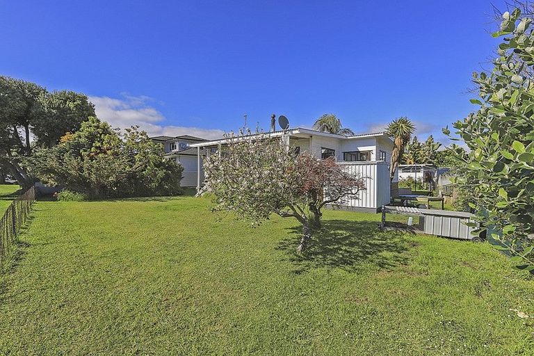 Photo of property in 8 Harbour View Road, Omokoroa, 3114